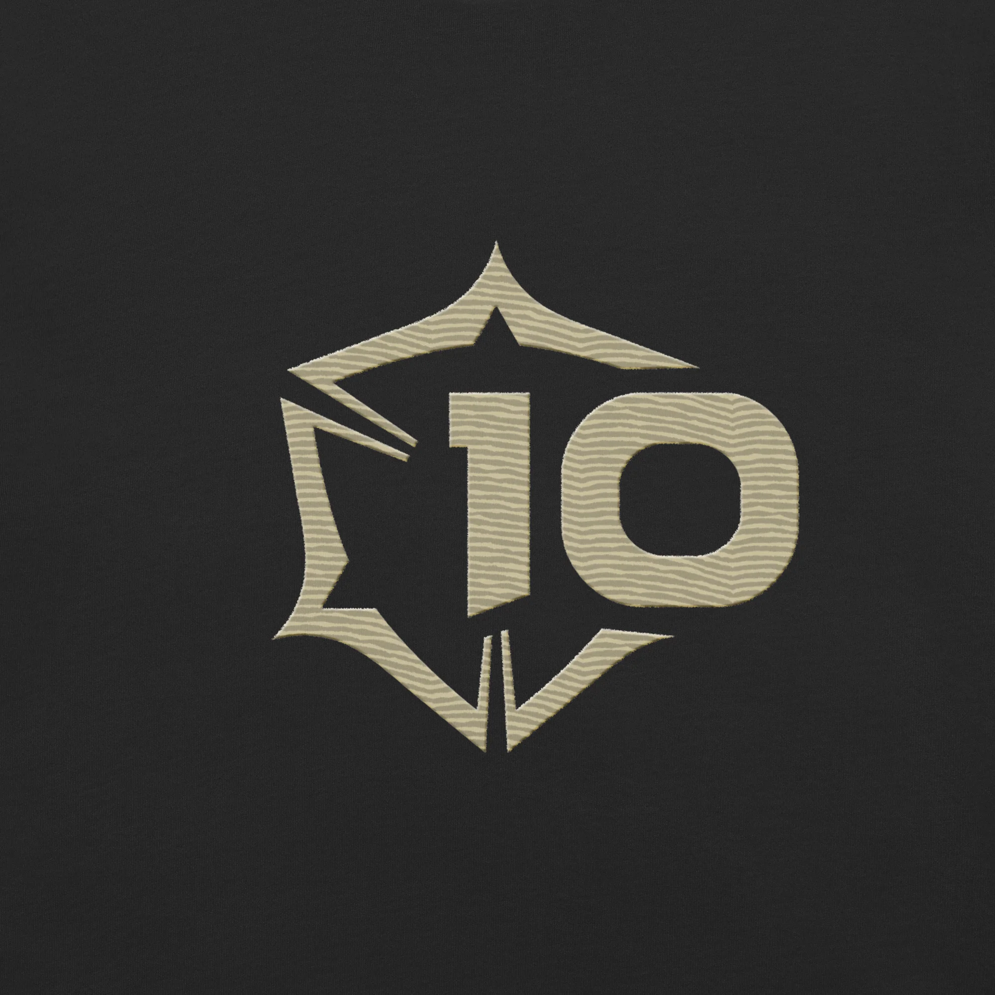 For Honor 10th Anniversary Comfort Colors T-Shirt - Embroidered Badge - Image 4